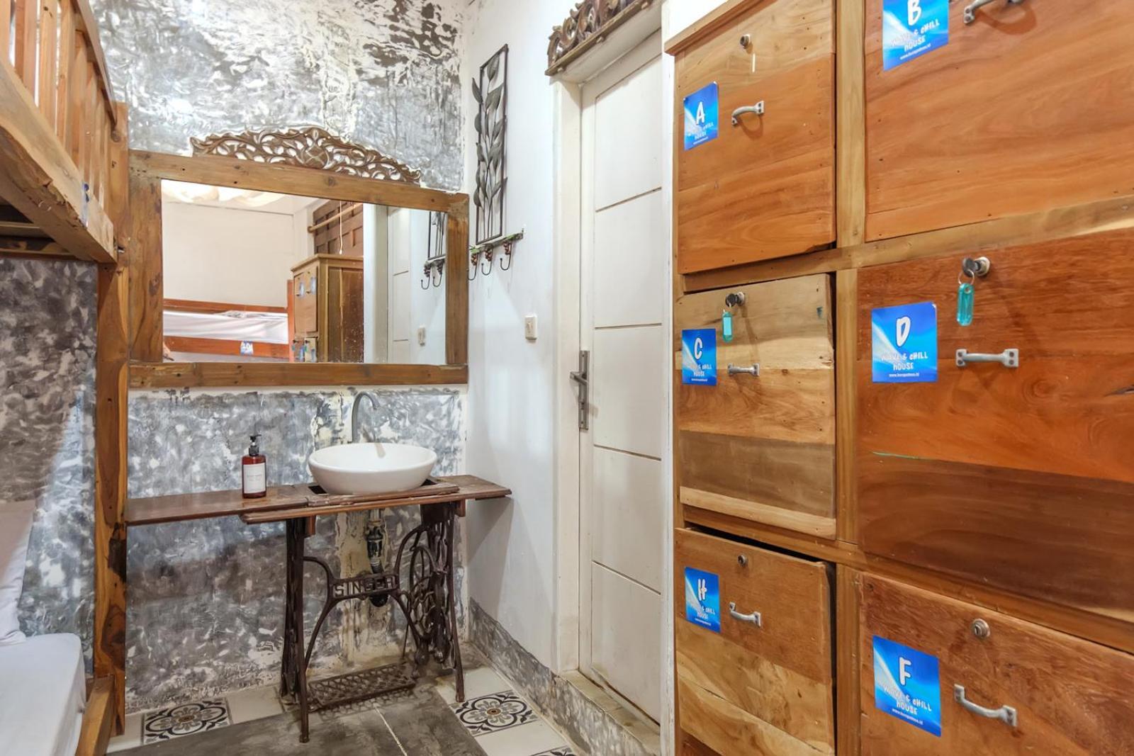 Twospaces Living At Wave And Chill House, Canggu Εξωτερικό φωτογραφία