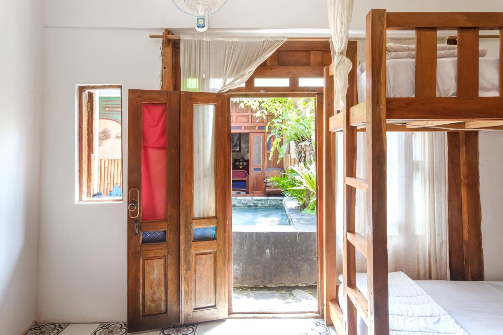 Twospaces Living At Wave And Chill House, Canggu Εξωτερικό φωτογραφία
